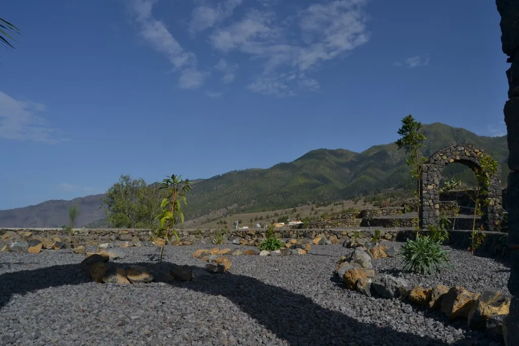 Jardín de picón volcánico